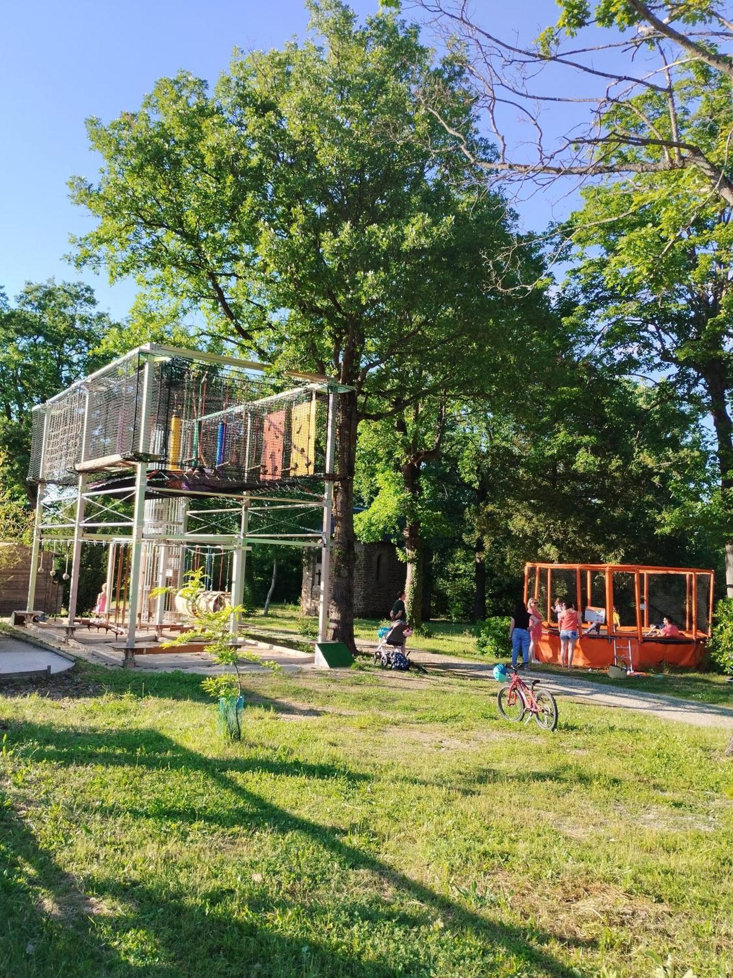 Camping Domaine de Senaud Albon Exterior foto